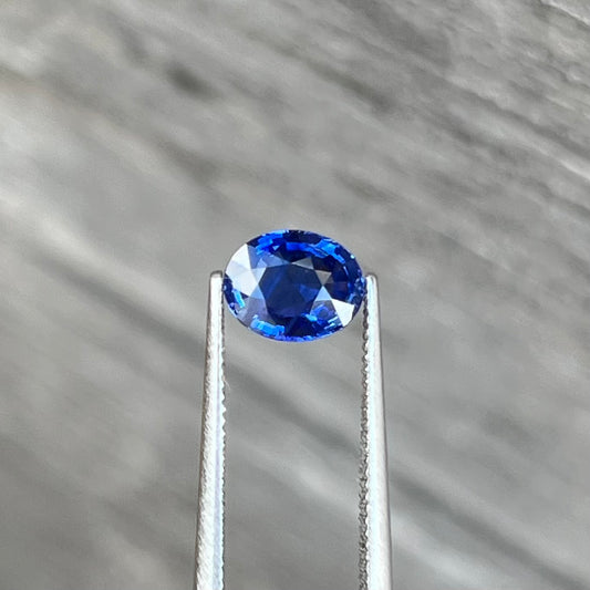 1.02ct Royal Blue Sapphire