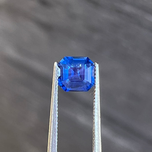 1.10ct Blue Sapphire