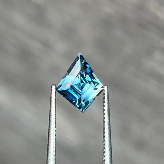 1.49ct Unheated Bi-Colour Sapphire