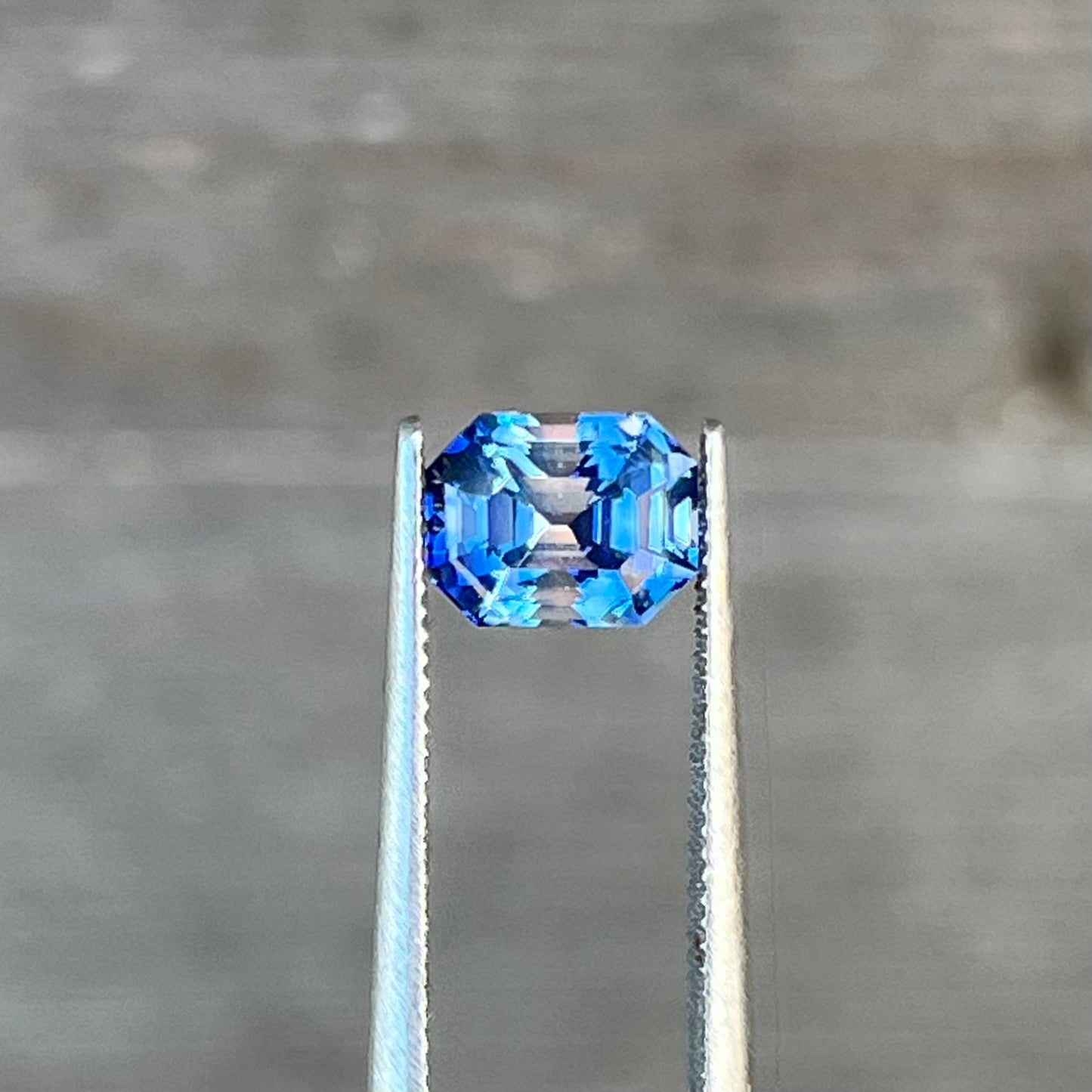 1.71ct Unheated Bi-colour Blue Sapphire