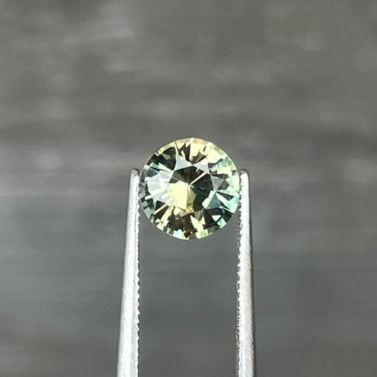 1.55ct Unheated Bi-colour Green Sapphire