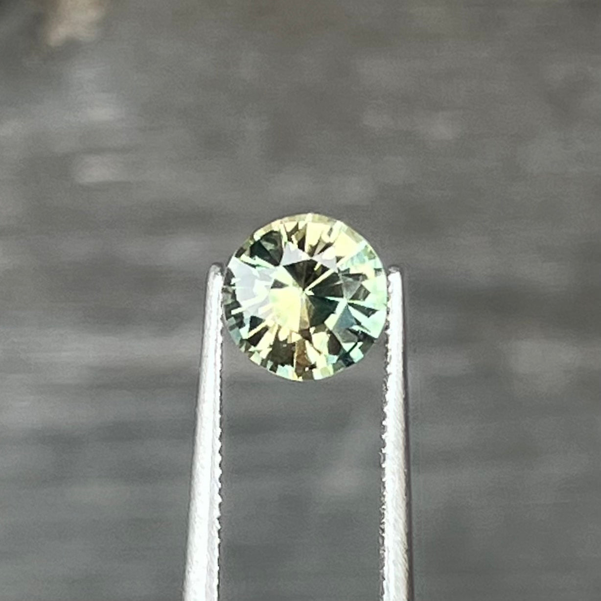 1.55ct Unheated Bi-colour Green Sapphire