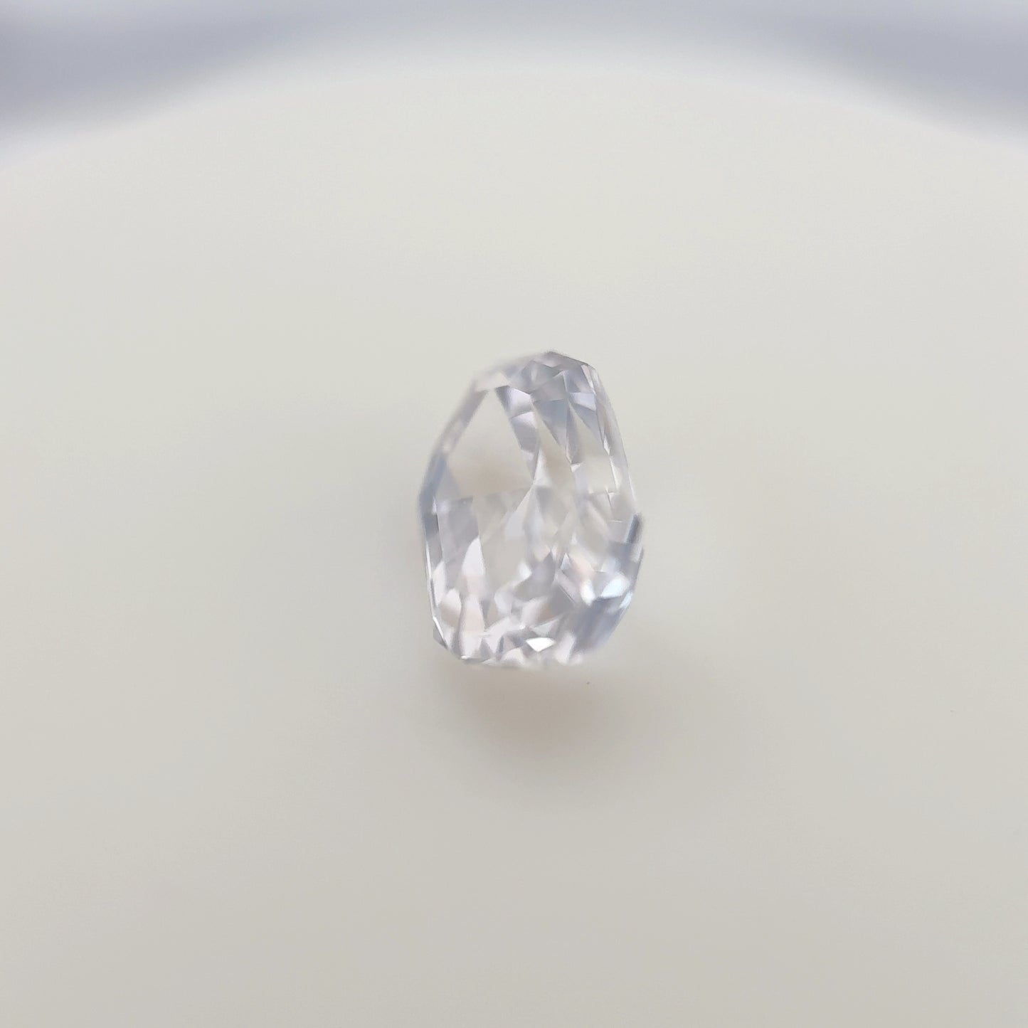 1.55ct Unheated White Sapphire - 8.75 x 5.51 x 4.19mm