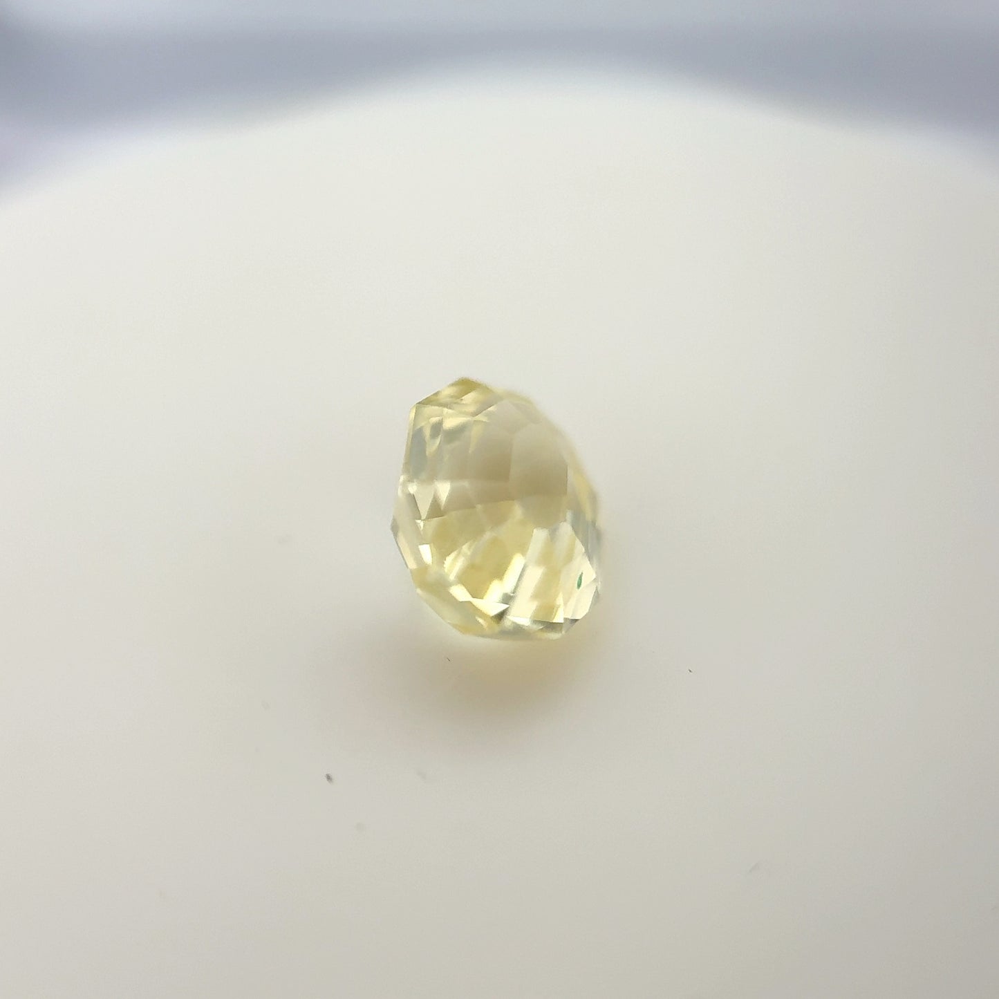 1.41ct Unheated Yellow Sapphire - 7.40 x 5.52 x 4.49mm