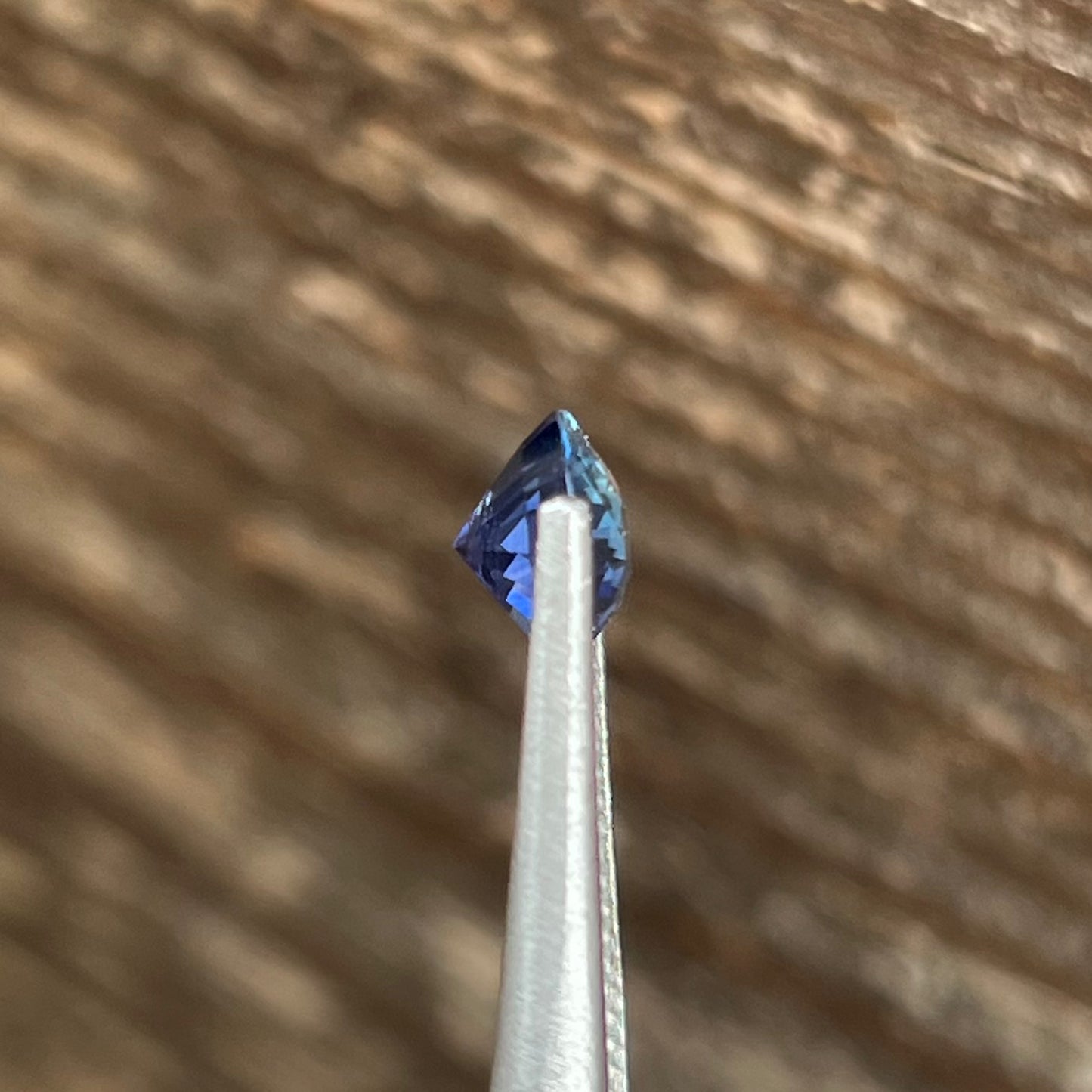 2.13ct Blue Sapphire - 8.12 x 7.14 x 4.80mm