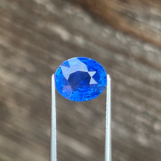 2.81ct Cornflower Blue Sapphire - 9.38 x 7.89 x 5.04mm