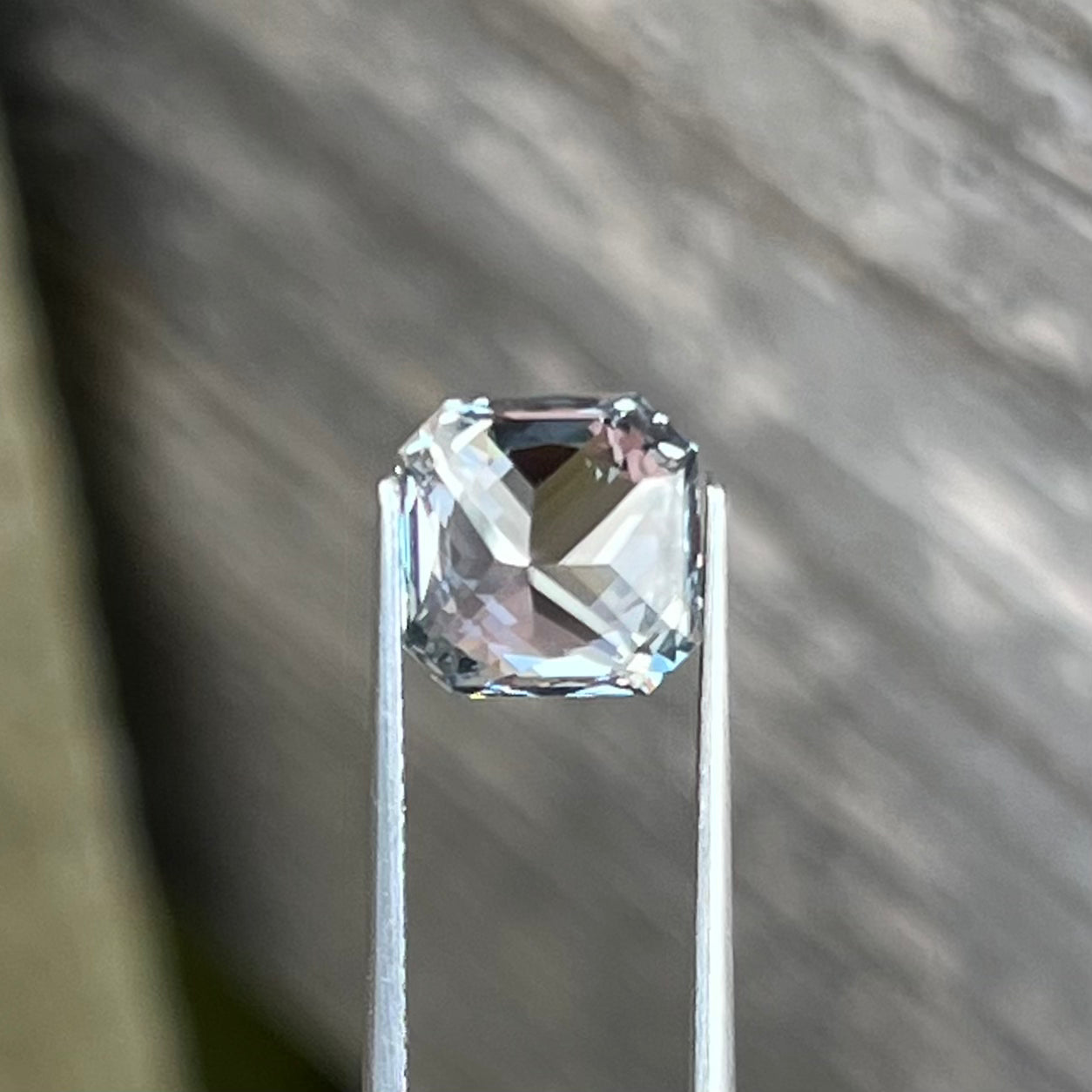 3.58ct Grey Green Sapphire - 8.45 x 8.28 x 5.67mm