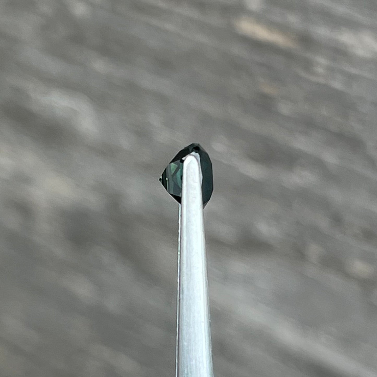 2.37ct Unheated Teal Sapphire - 8.13 x 6.27 x 4.84mm
