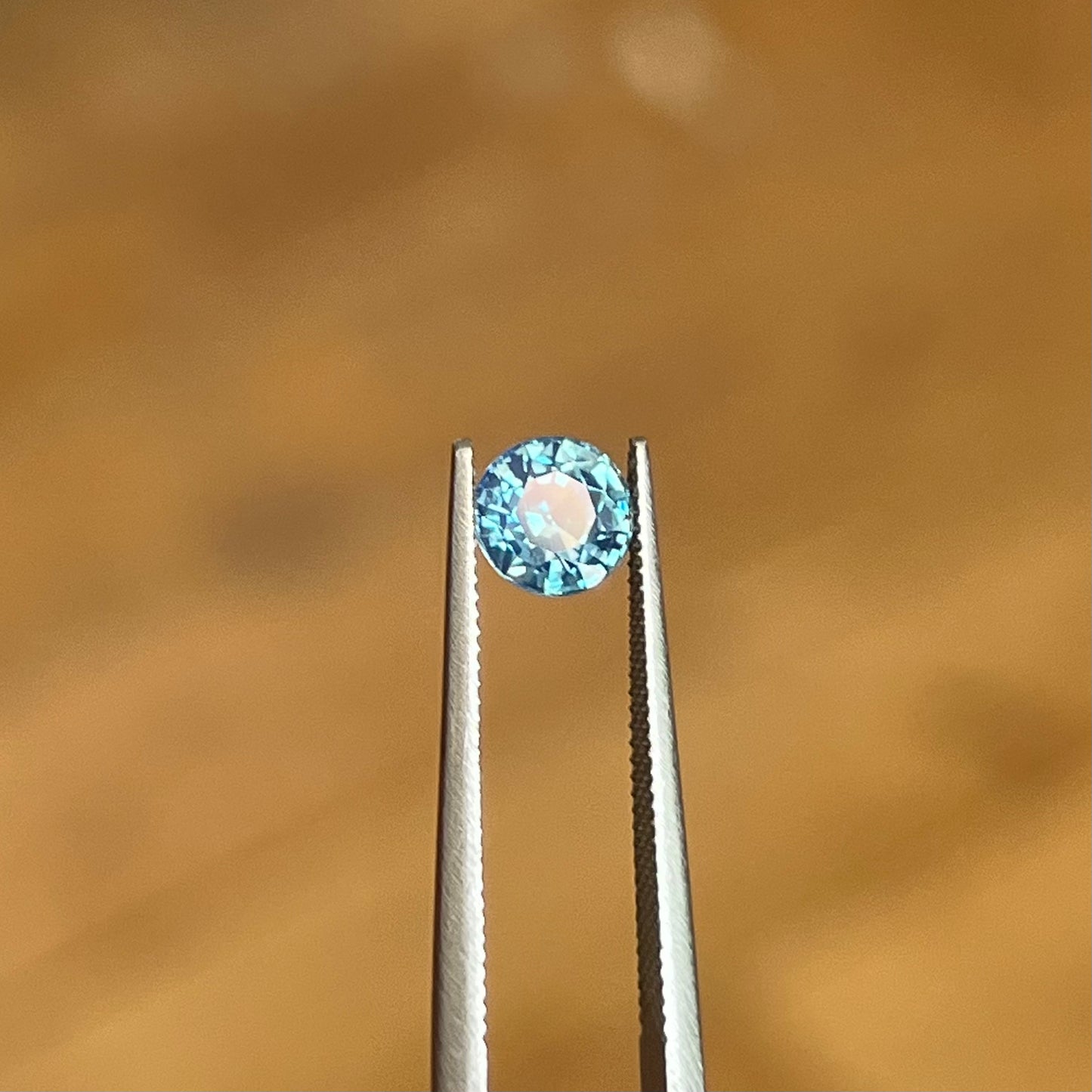 0.89ct Unheated Teal Sapphire