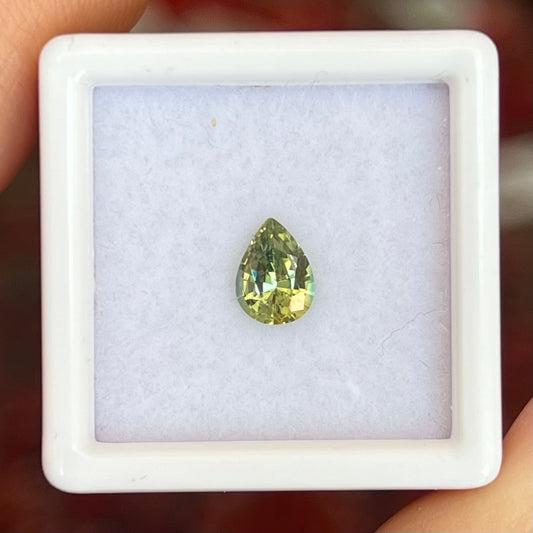 0.92ct Green Sapphire