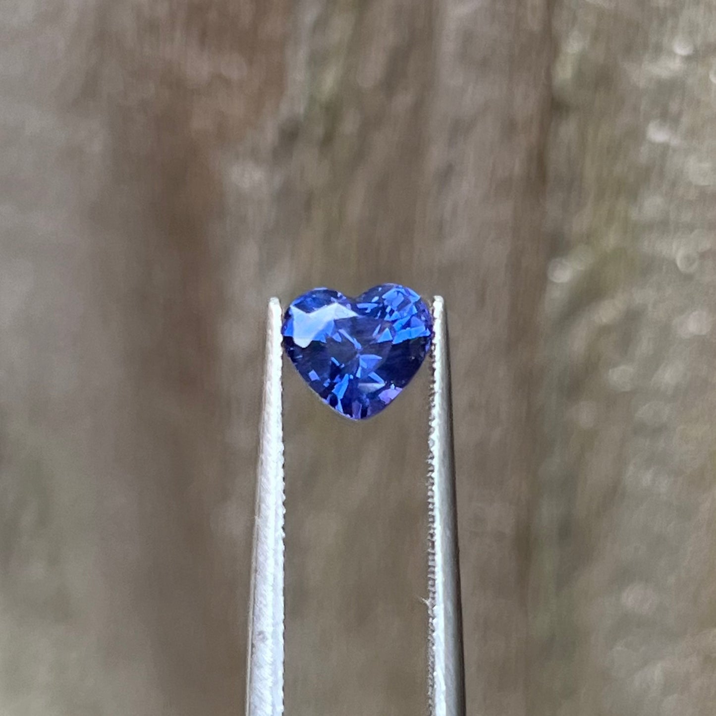 1.62ct Unheated Colour Change Blue to Purple Sapphire