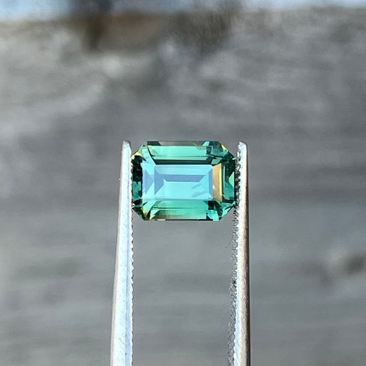 2.61ct Green Teal Sapphire