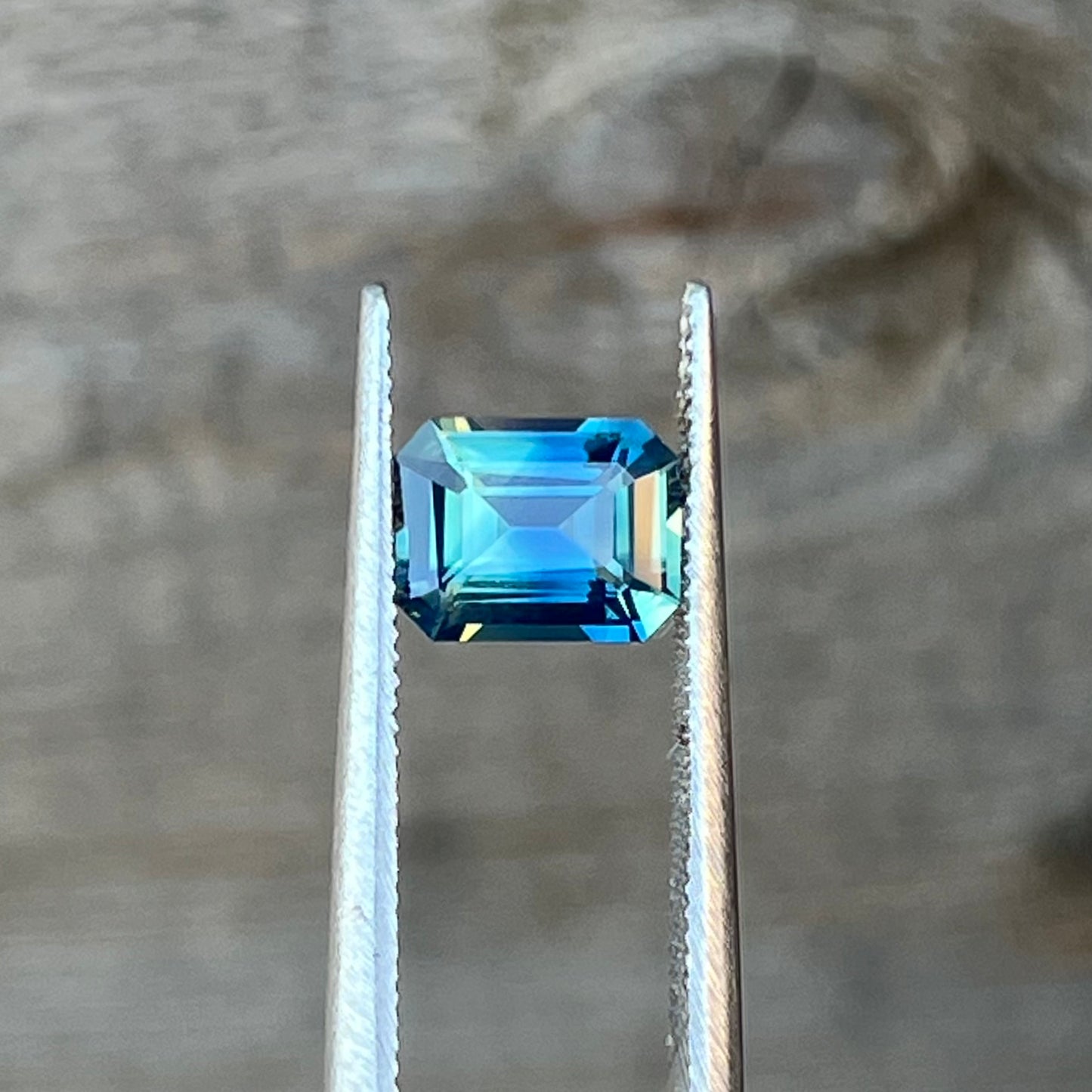 1.53ct Unheated Bi-colour Teal Sapphire