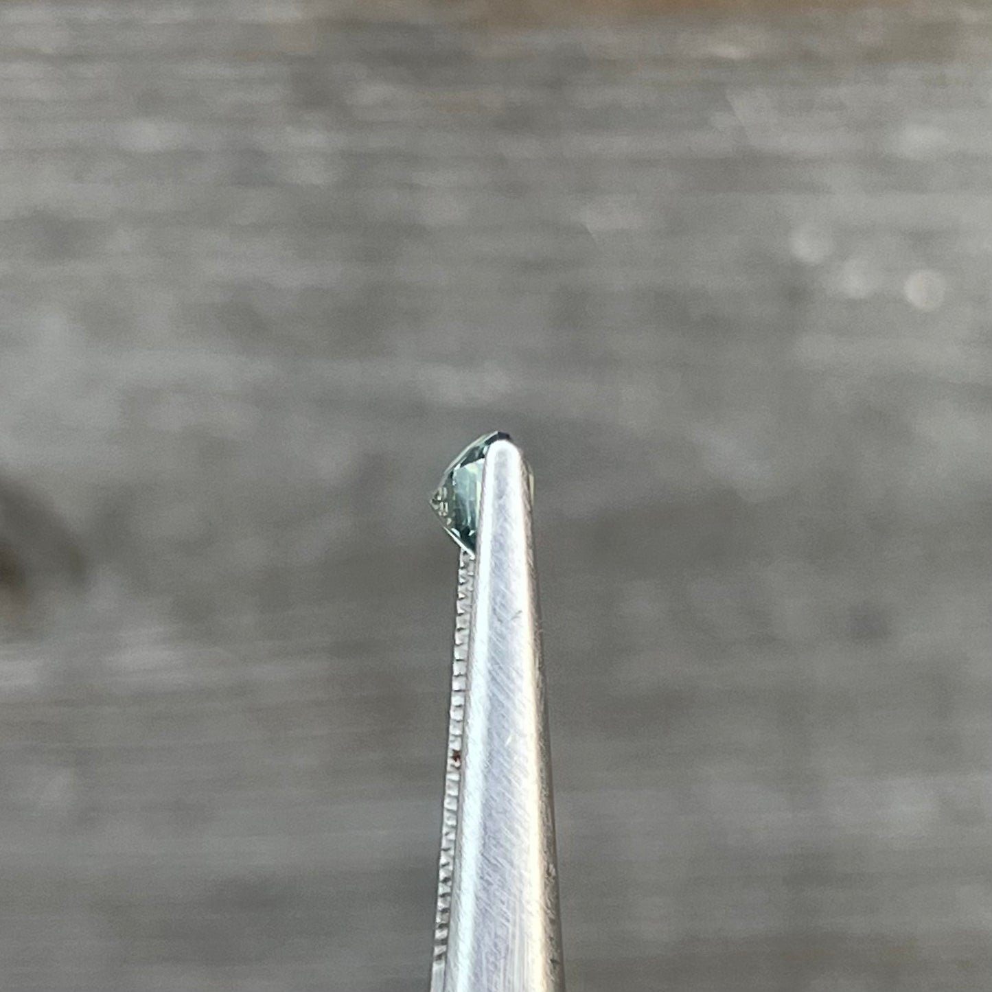 1.55ct Unheated Bi-colour Green Sapphire