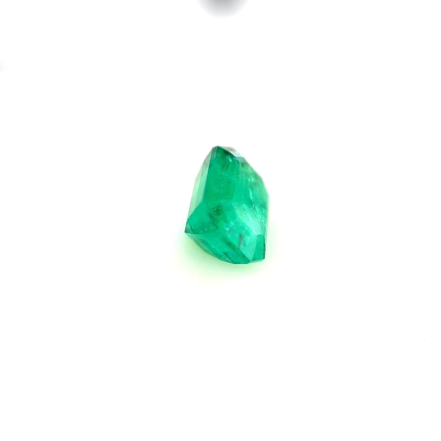 0.42ct Emerald - 7.12 x 5.18 x 4.61mm