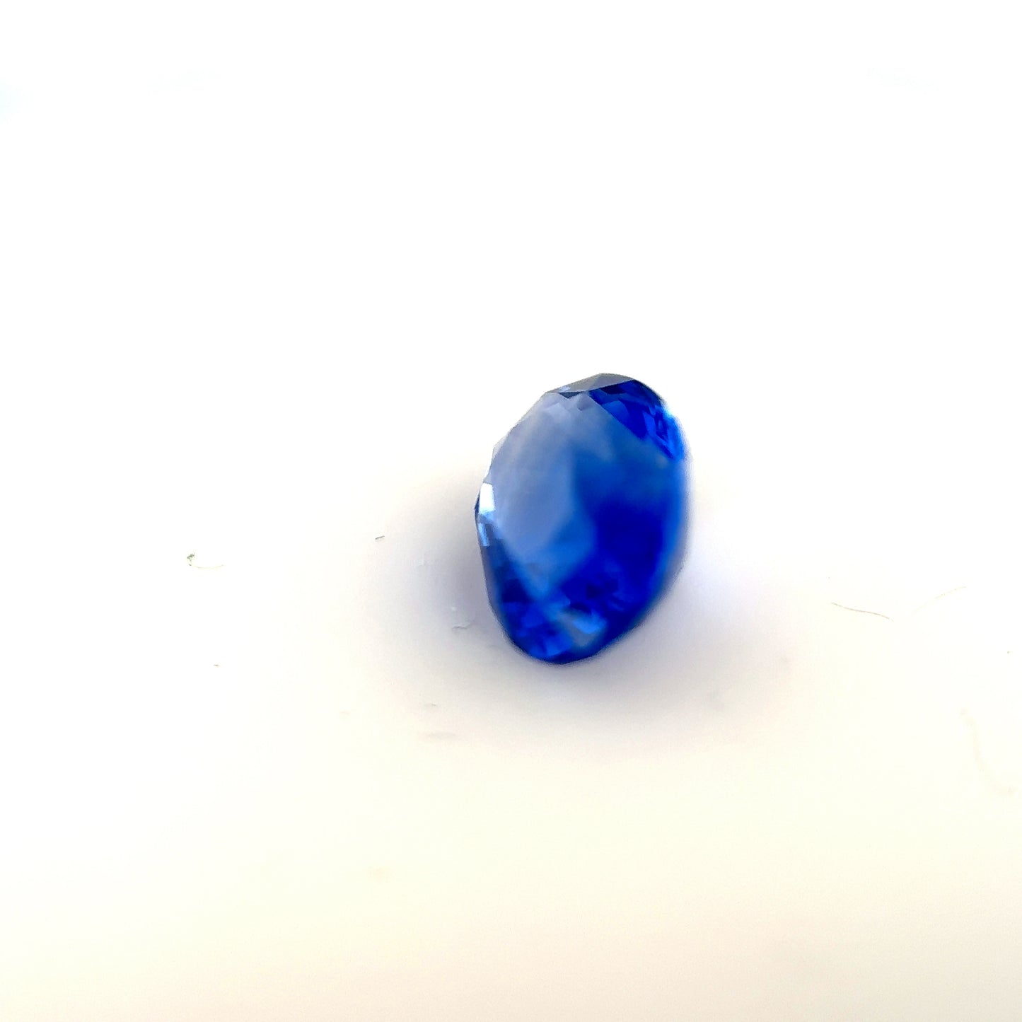 1.24ct Cornflower Blue Sapphire - 7.02 x 5.21 x 3.61mm
