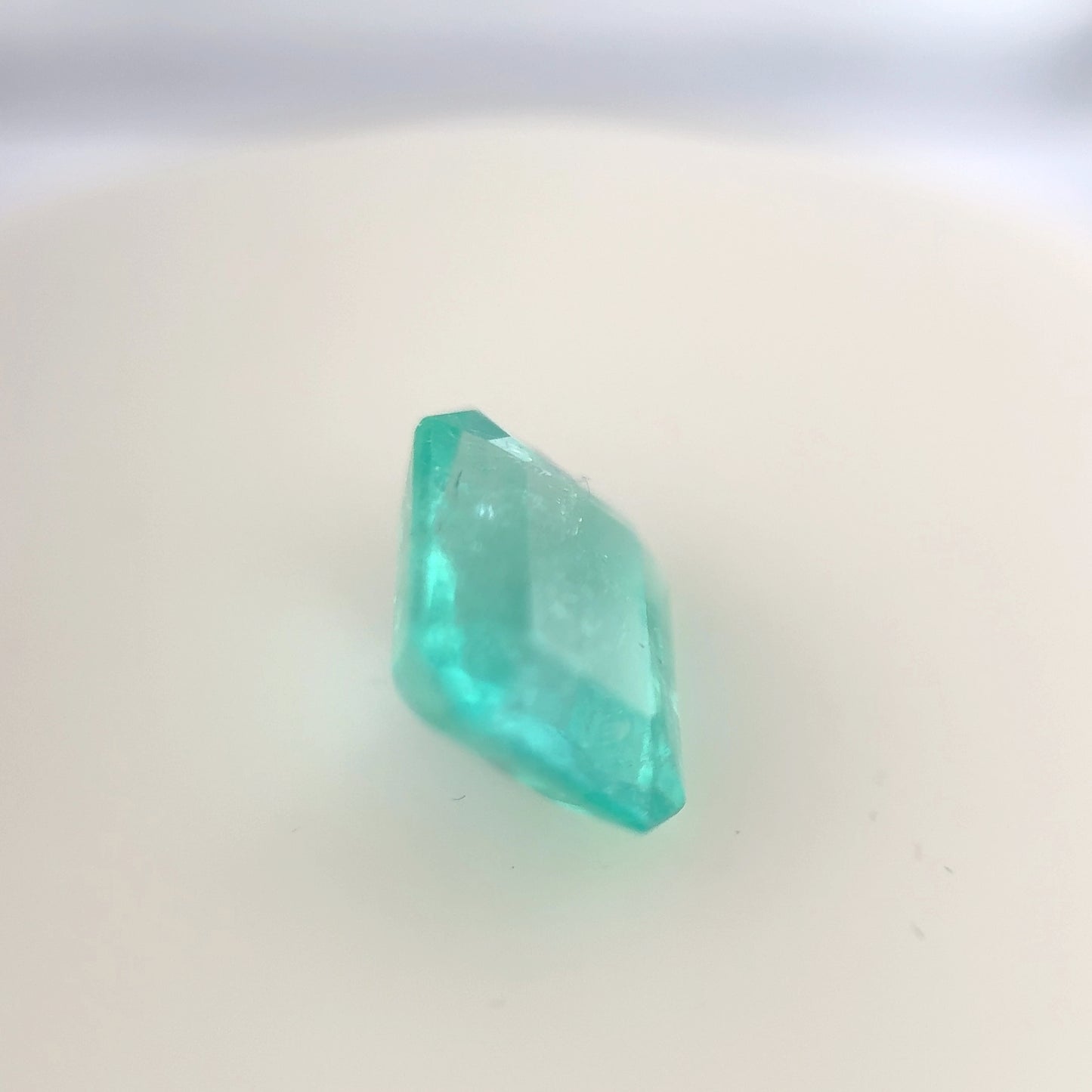 1.74ct Emerald - 8.35 x 6.64 x 4.42mm