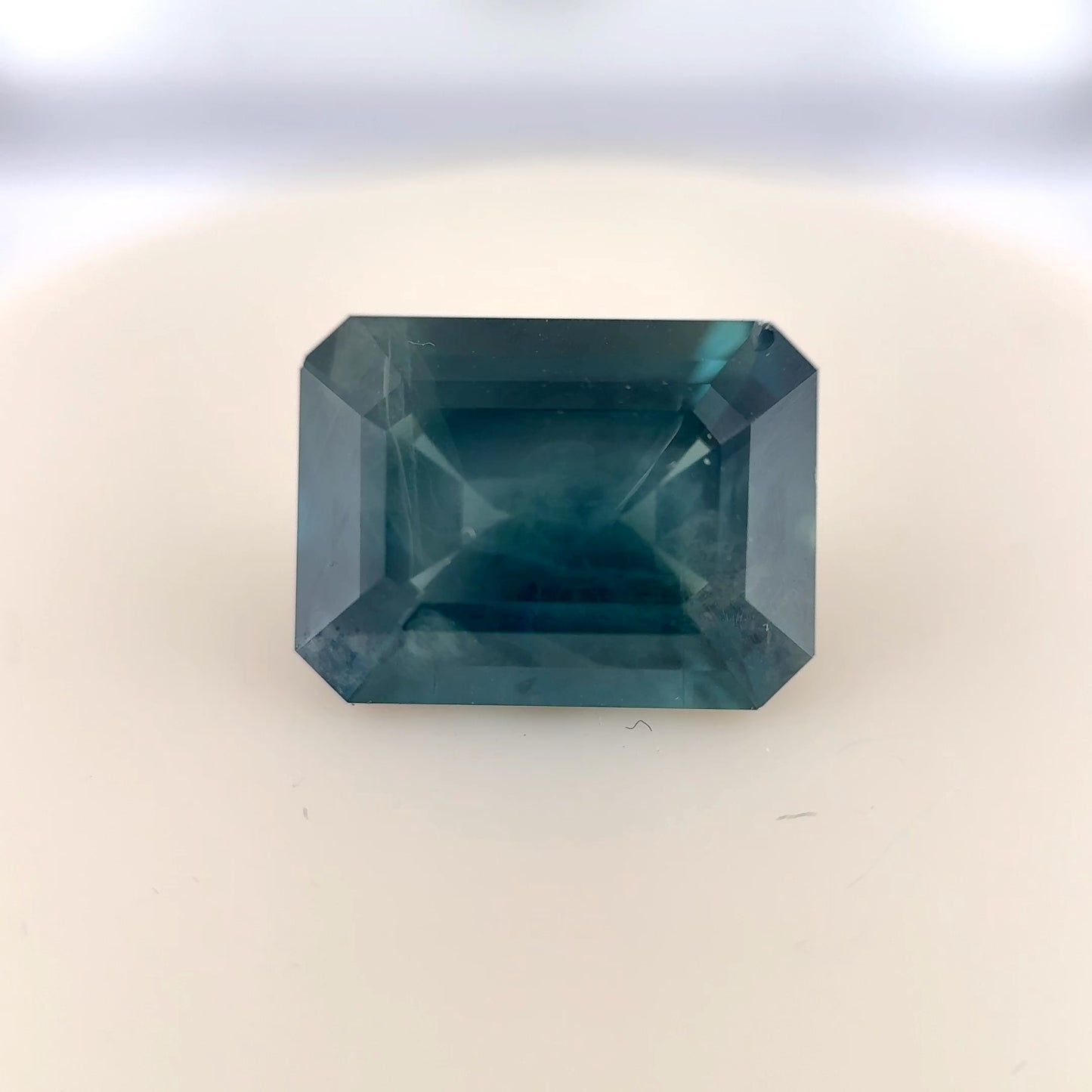 5.20ct Deep Greenish Blue Australian Sapphire - 11.61 x 8.82 x 5.78mm