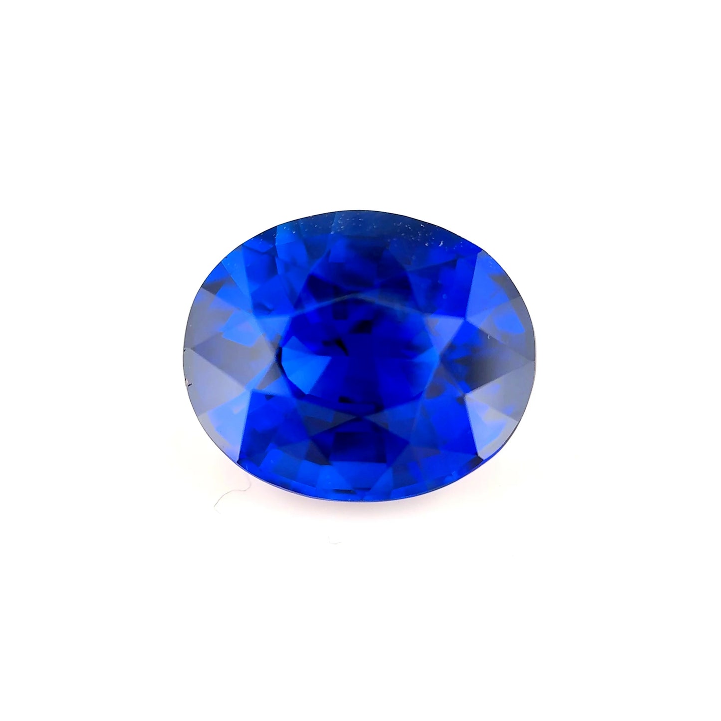 4.25ct Royal Blue Sapphire - 10.40 x 8.52 x 5.92mm
